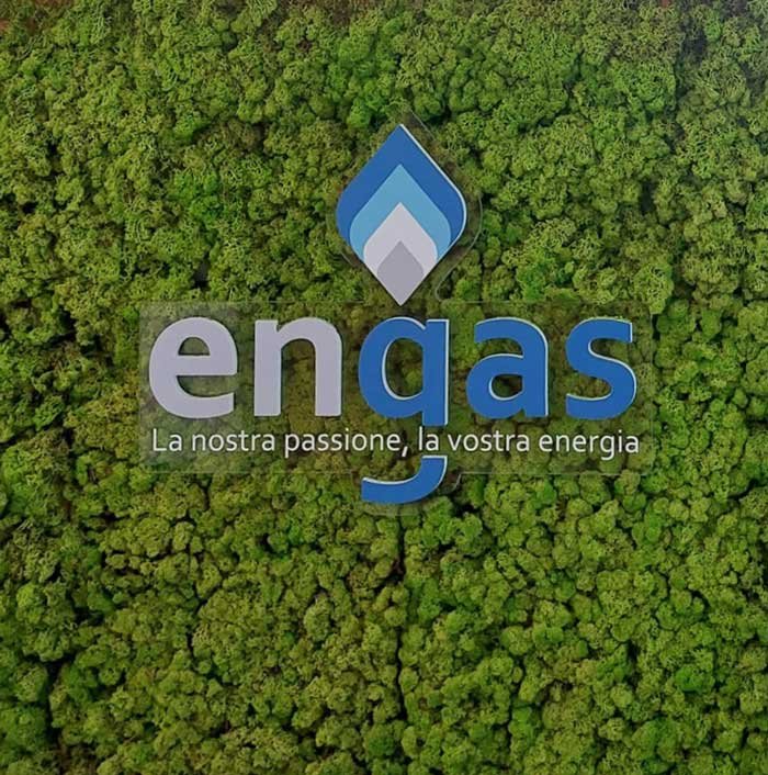 engas